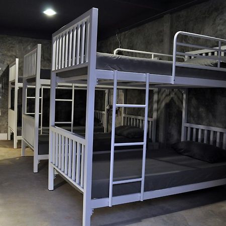 Nexchange Hostel Банкок Екстериор снимка