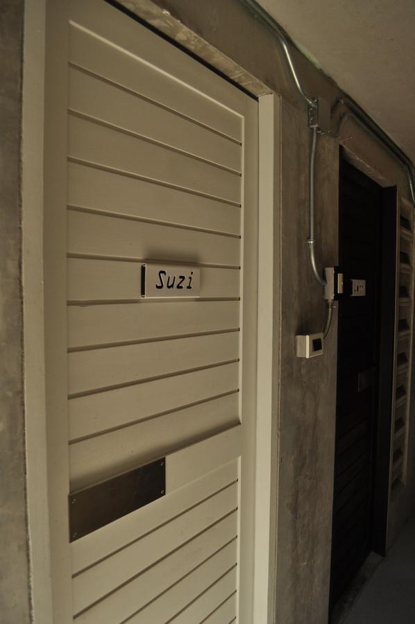 Nexchange Hostel Банкок Екстериор снимка