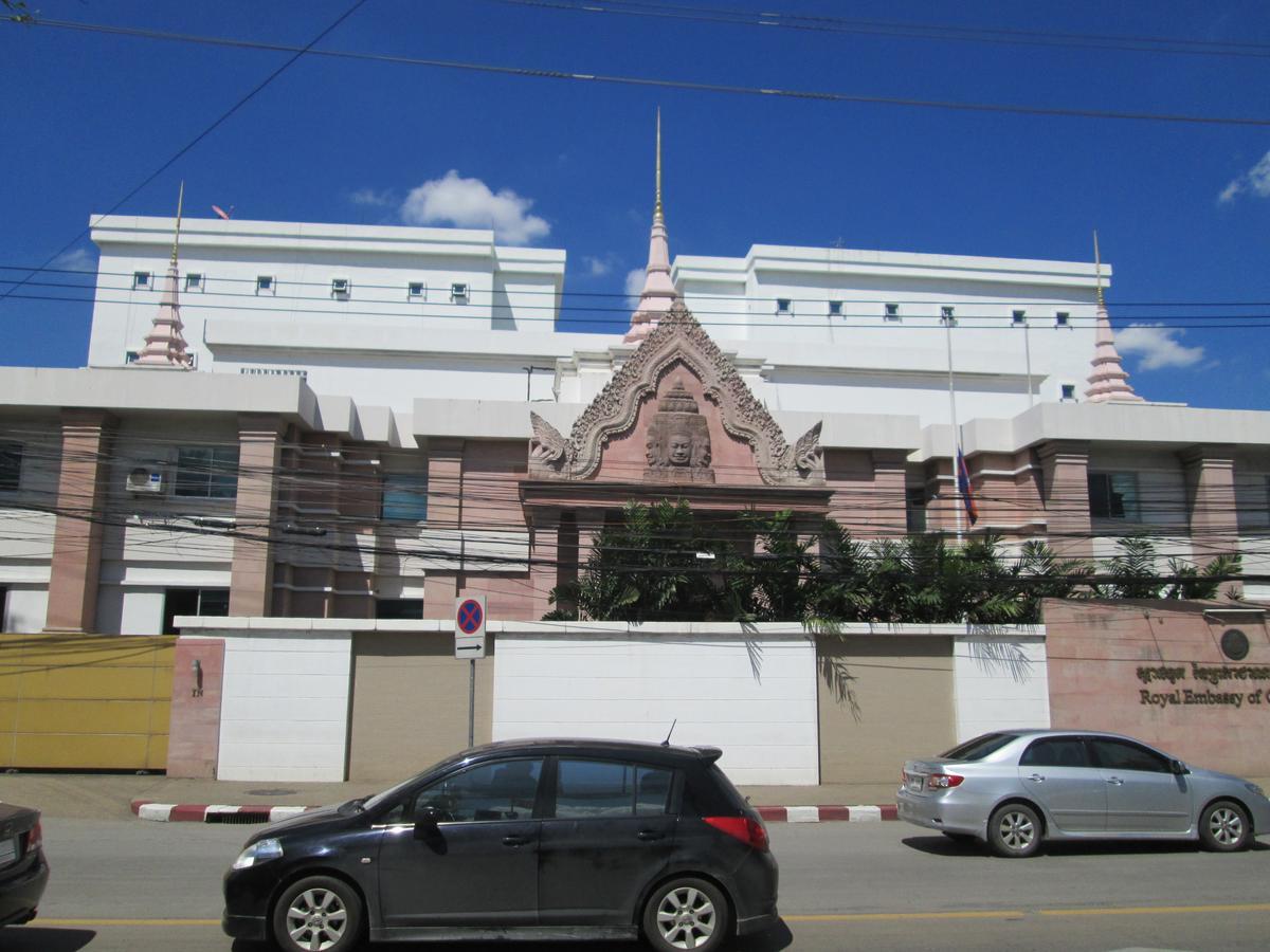 Nexchange Hostel Банкок Екстериор снимка