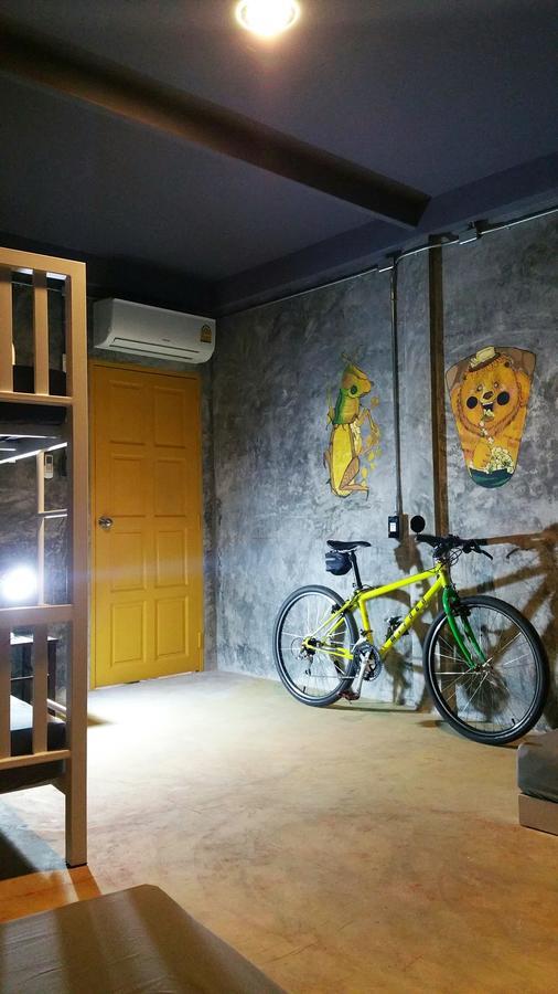 Nexchange Hostel Банкок Екстериор снимка